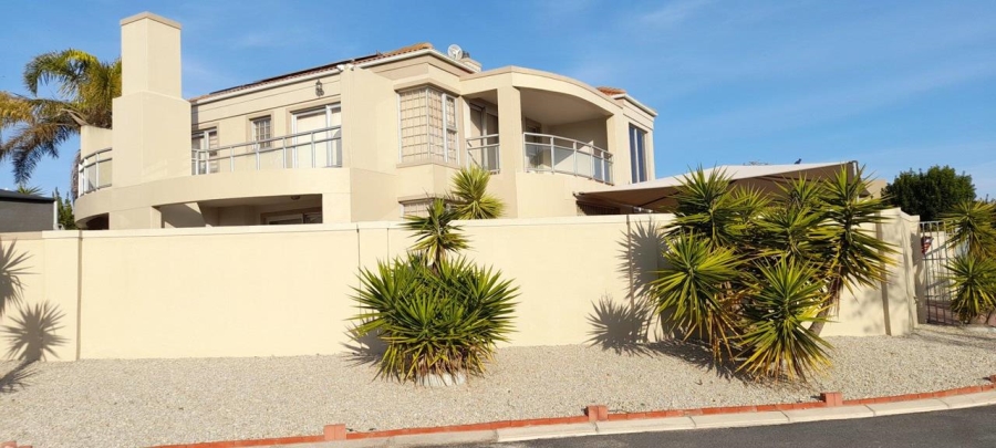 3 Bedroom Property for Sale in Velddrif Western Cape